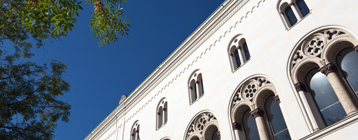Hauptgebäude